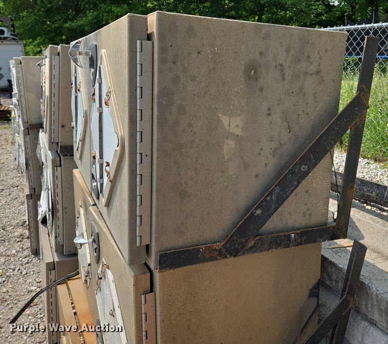 image for item EF1482 (6) aluminum toolboxes