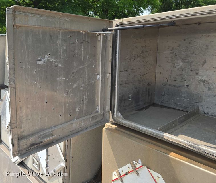 image for item EF1482 (6) aluminum toolboxes