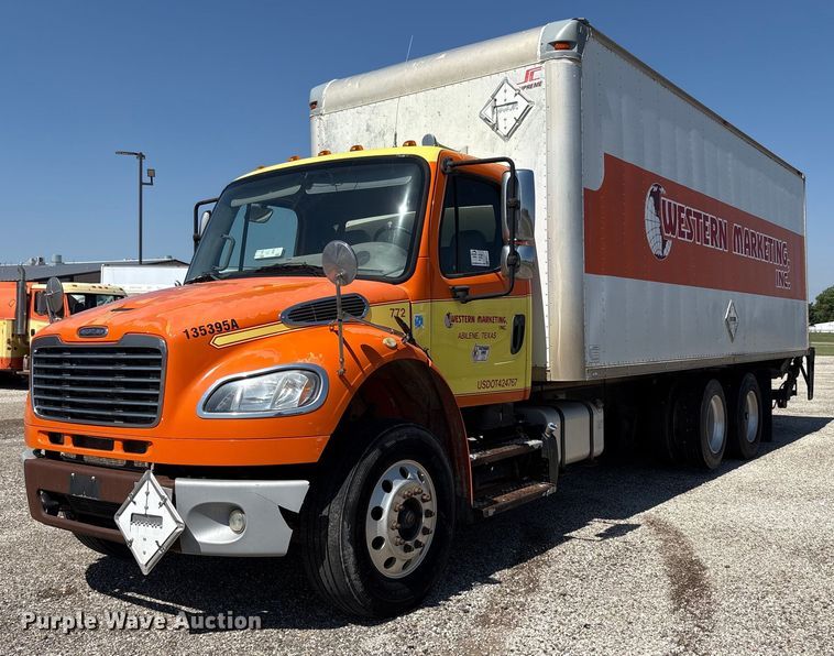 image for item EF3117 2013 Freightliner Business Class M2 box truck