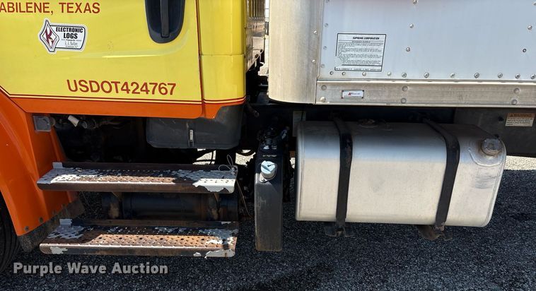 image for item EF3117 2013 Freightliner Business Class M2 box truck