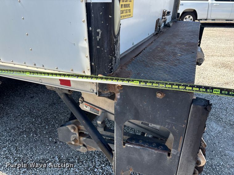 image for item EF3117 2013 Freightliner Business Class M2 box truck