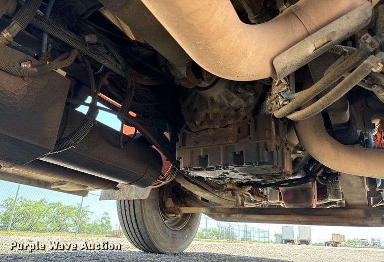 image for item EF3117 2013 Freightliner Business Class M2 box truck