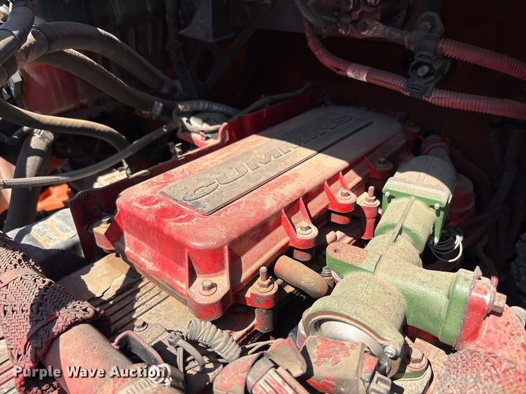 image for item EF3117 2013 Freightliner Business Class M2 box truck