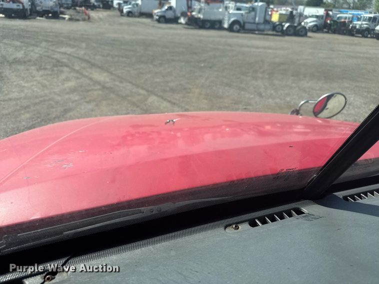 image for item EG5759 2006 Freightliner Columbia semi truck