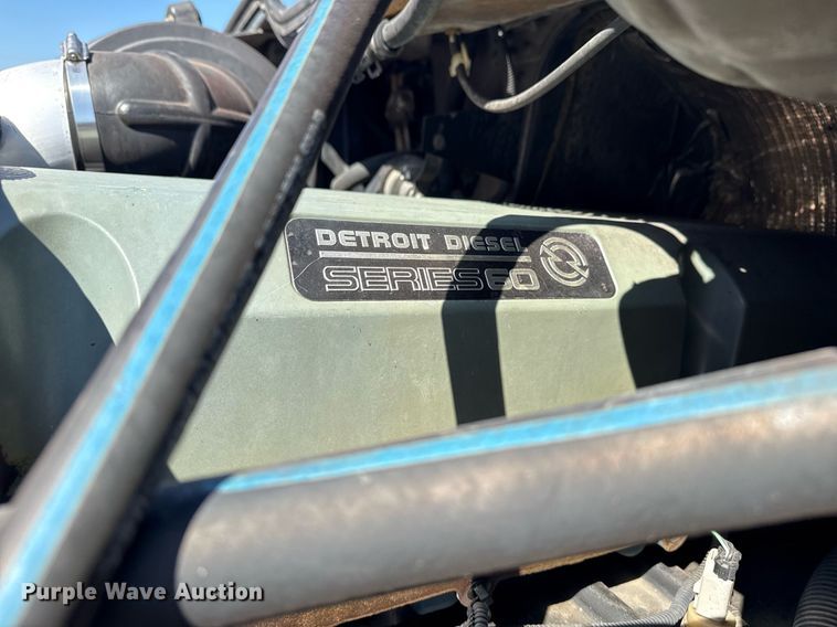 image for item EG5759 2006 Freightliner Columbia semi truck