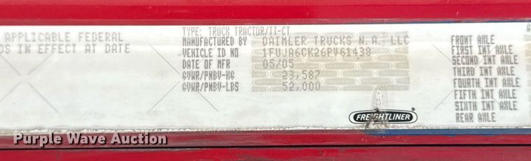 image for item EG5759 2006 Freightliner Columbia semi truck