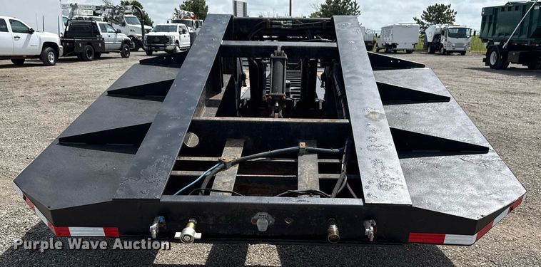 image for item EG5764 2014 Kaufman lowboy equipment trailer