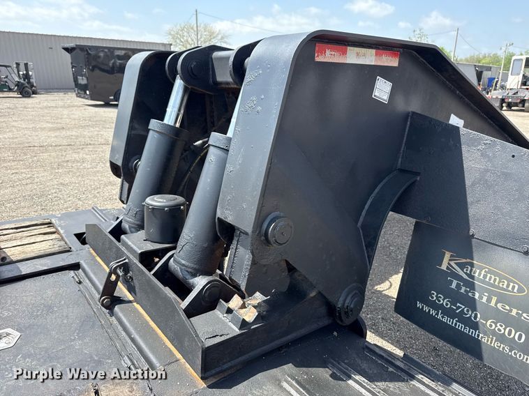 image for item EG5764 2014 Kaufman lowboy equipment trailer