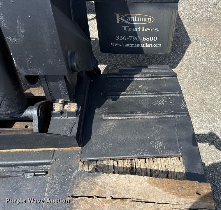 image for item EG5764 2014 Kaufman lowboy equipment trailer