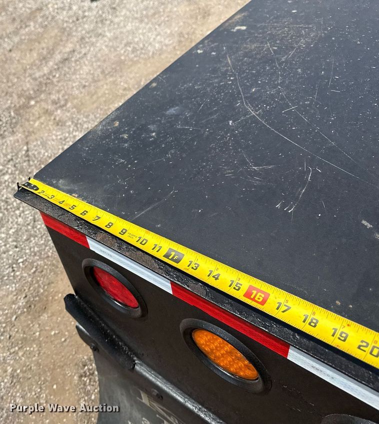 image for item EG5764 2014 Kaufman lowboy equipment trailer