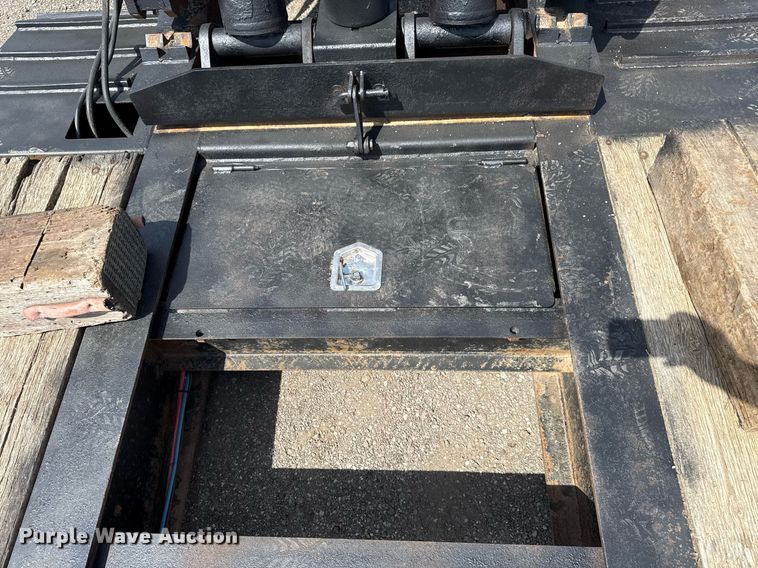 image for item EG5764 2014 Kaufman lowboy equipment trailer