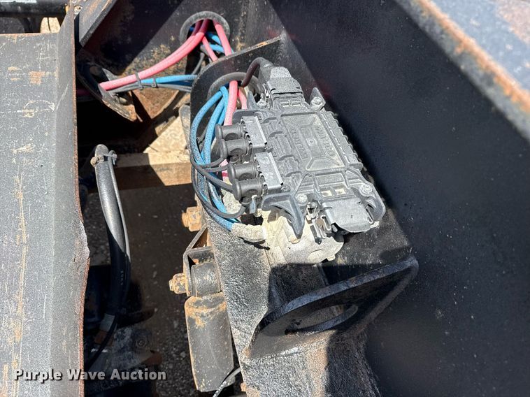 image for item EG5764 2014 Kaufman lowboy equipment trailer