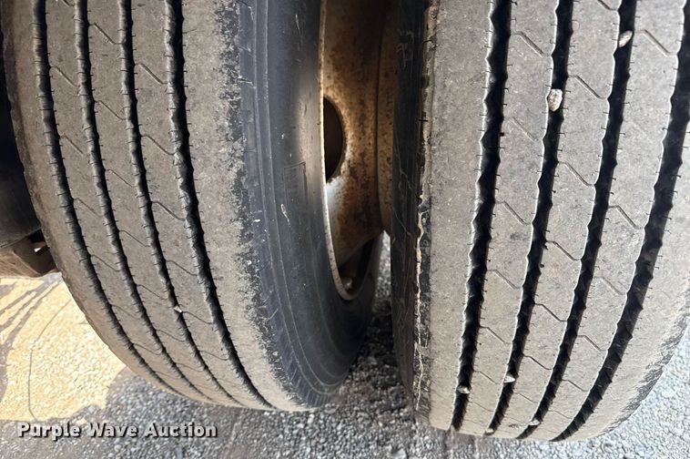 image for item EG5764 2014 Kaufman lowboy equipment trailer