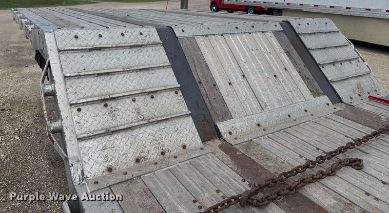 image for item EG6464 2016 Wilson CT-1080 drop deck equipment trailer