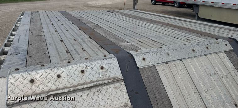 image for item EG6464 2016 Wilson CT-1080 drop deck equipment trailer