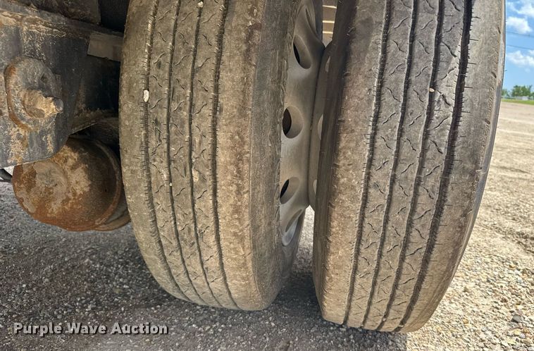 image for item EG6464 2016 Wilson CT-1080 drop deck equipment trailer