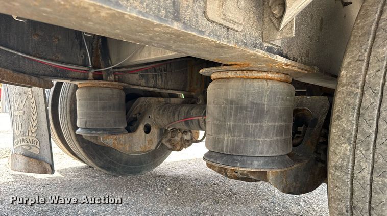 image for item EG6464 2016 Wilson CT-1080 drop deck equipment trailer