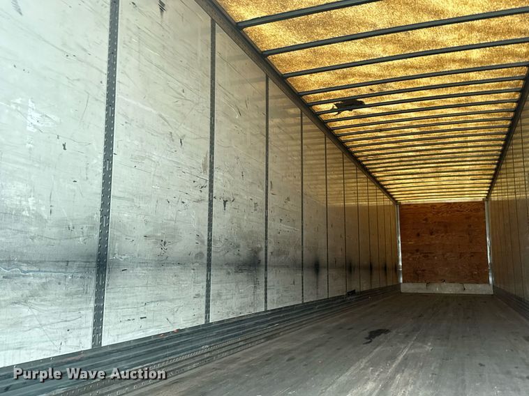 image for item EG6556 2007 Stoughton dry van trailer