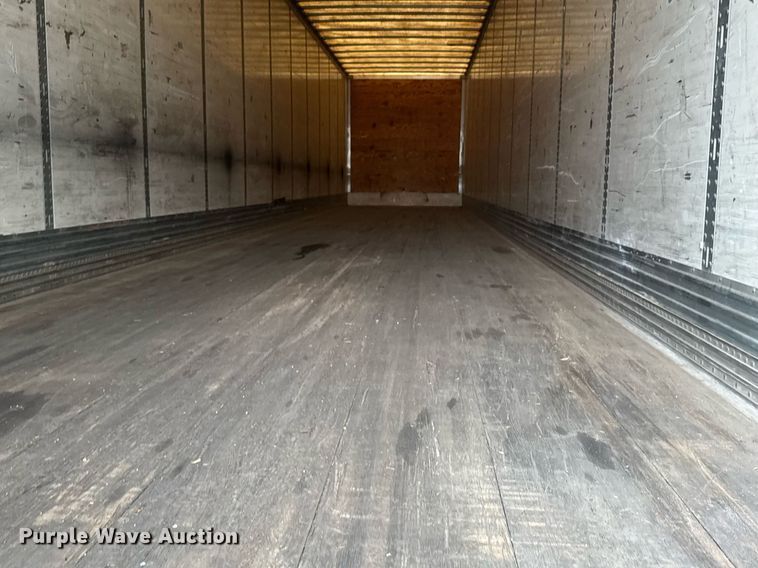 image for item EG6556 2007 Stoughton dry van trailer