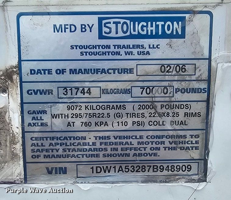 image for item EG6556 2007 Stoughton dry van trailer