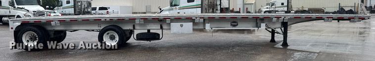 image for item EG6557 2015 Mac flatbed trailer