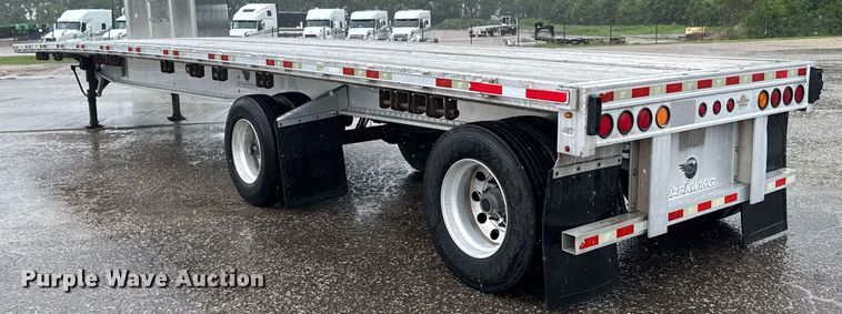 image for item EG6558 2015 Manac 10248B000 flatbed trailer