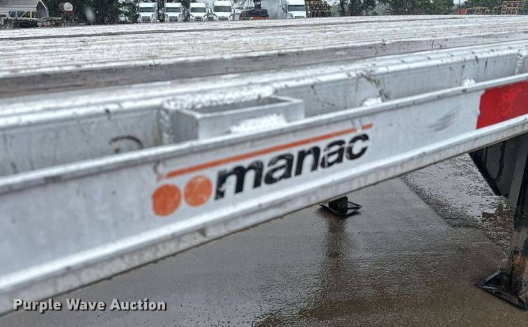 image for item EG6558 2015 Manac 10248B000 flatbed trailer