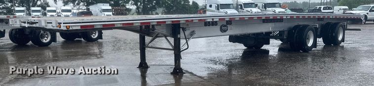 image for item EG6559 2015 Mac  flatbed trailer