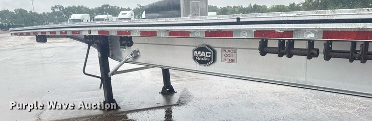 image for item EG6559 2015 Mac  flatbed trailer