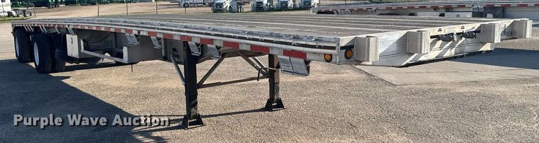 image for item EG6585 2014 Mac flatbed trailer