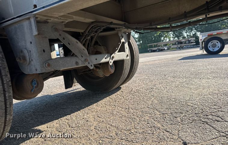 image for item EG6585 2014 Mac flatbed trailer