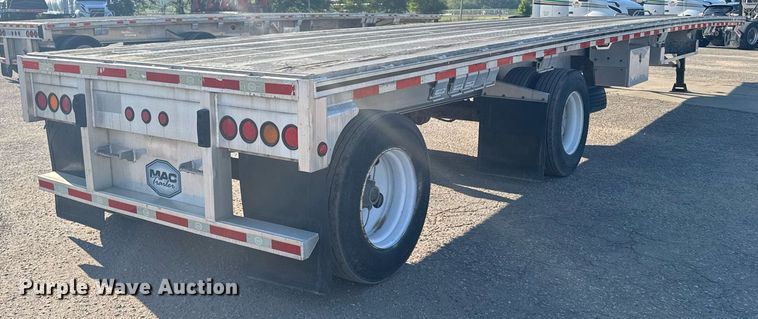 image for item EG6586 2014 Mac flatbed trailer