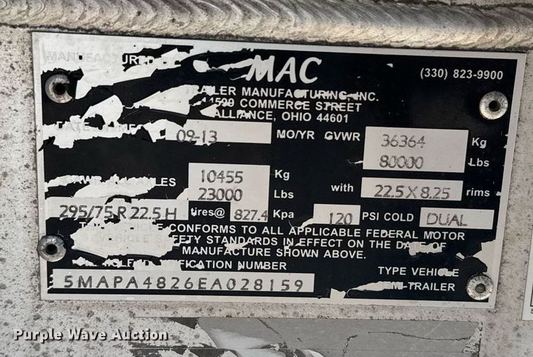 image for item EG6586 2014 Mac flatbed trailer