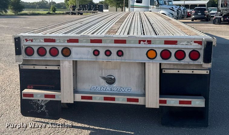 image for item EG6587 2015 Manac flatbed trailer