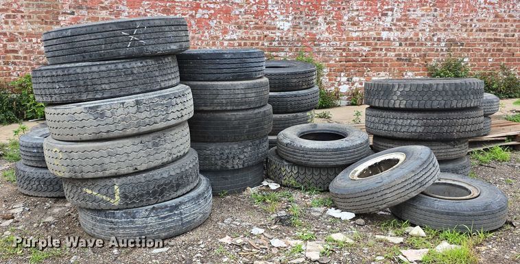 image for item EI0001 (34) tires