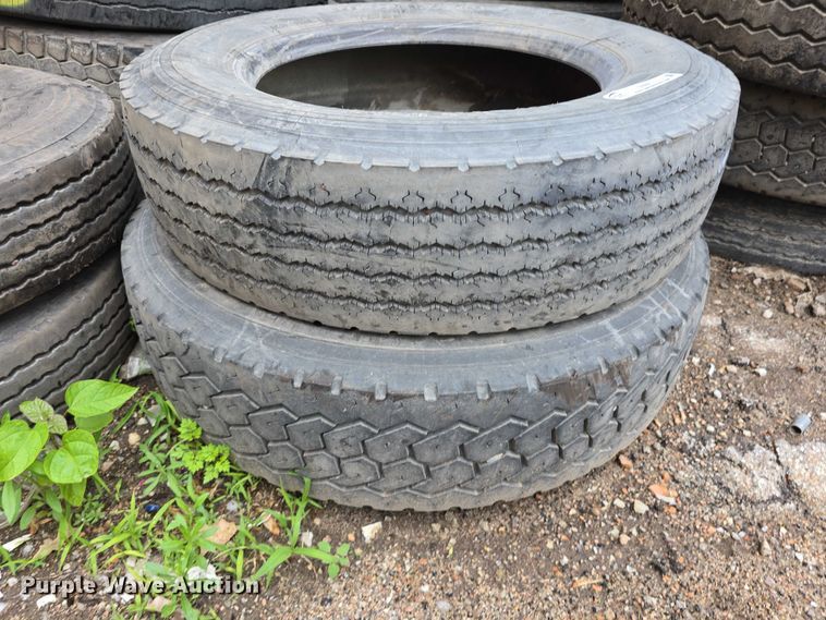 image for item EI0001 (34) tires