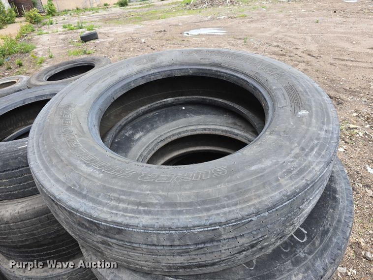 image for item EI0001 (34) tires