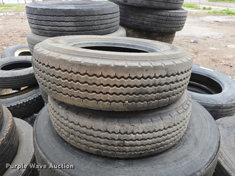 image for item EI0001 (34) tires