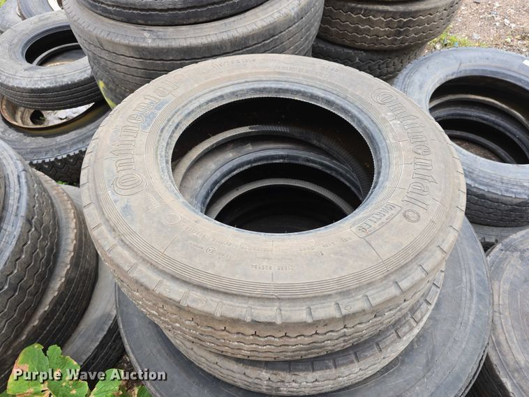 image for item EI0001 (34) tires