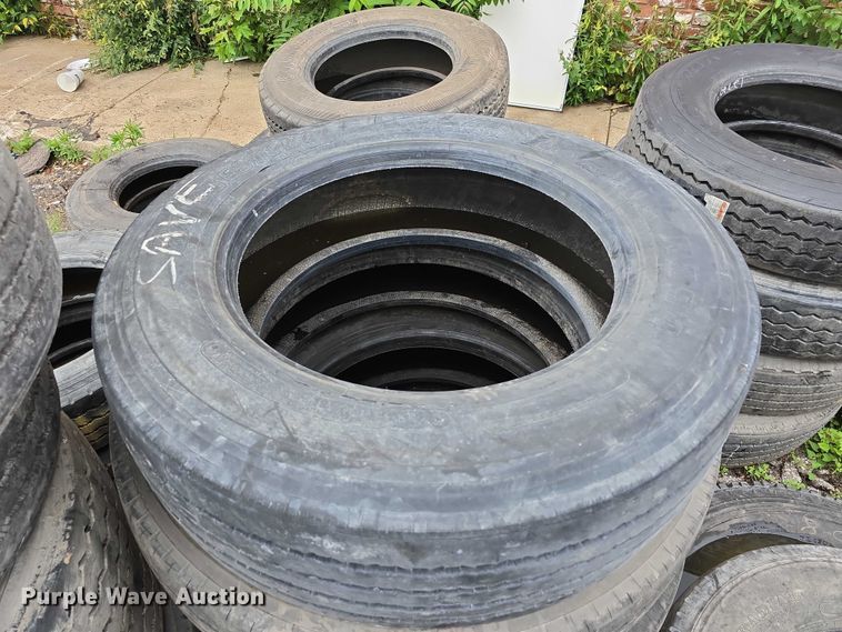 image for item EI0001 (34) tires