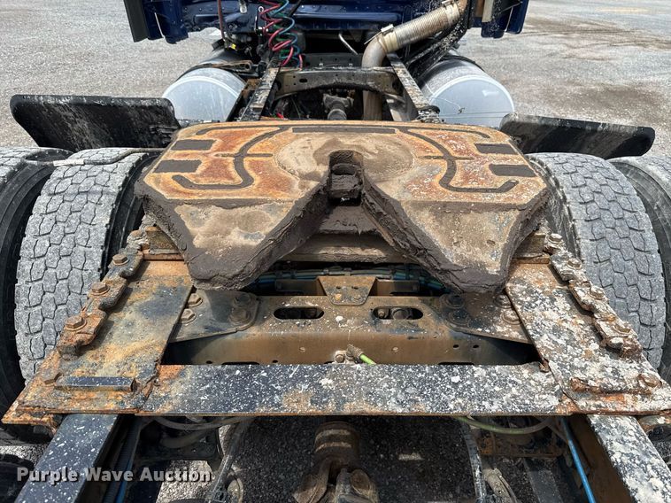 image for item EJ4615 2019 Freightliner Cascadia 125 semi truck