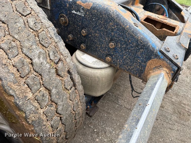 image for item EJ8765 1995 Peterbilt 378 semi truck