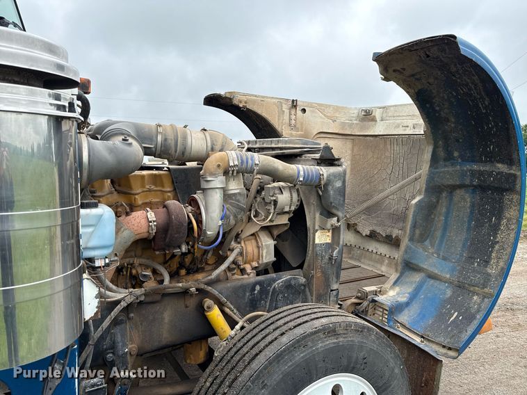 image for item EJ8765 1995 Peterbilt 378 semi truck