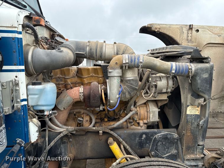 image for item EJ8765 1995 Peterbilt 378 semi truck