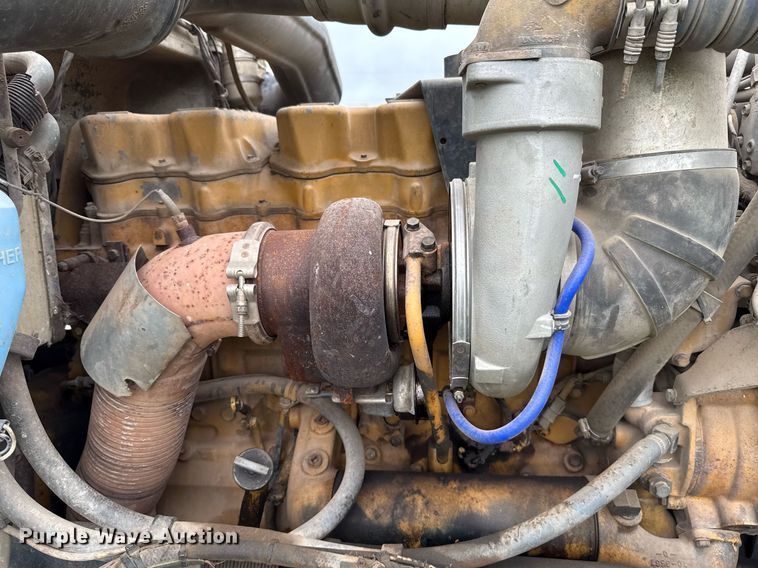 image for item EJ8765 1995 Peterbilt 378 semi truck