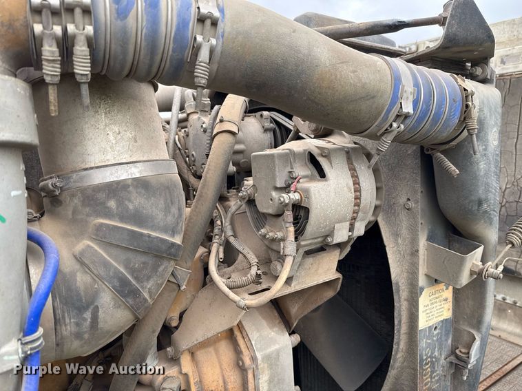 image for item EJ8765 1995 Peterbilt 378 semi truck