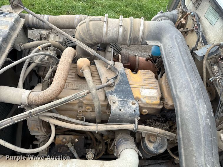 image for item EJ8765 1995 Peterbilt 378 semi truck