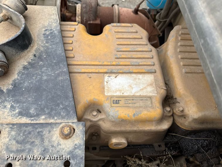 image for item EJ8765 1995 Peterbilt 378 semi truck