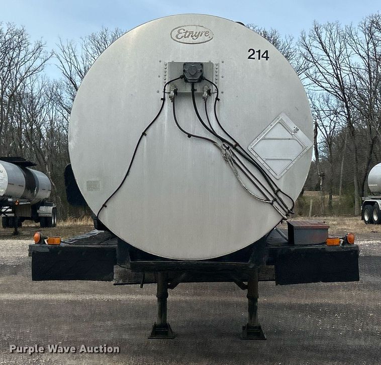 image for item EK2792 1991 Etnyre TR6 tank trailer