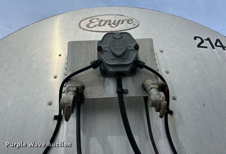 image for item EK2792 1991 Etnyre TR6 tank trailer